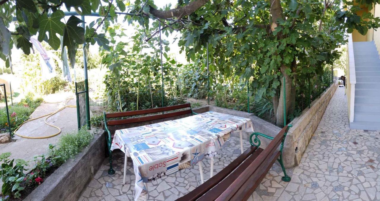 Apartment Lopar 15 Dış mekan fotoğraf