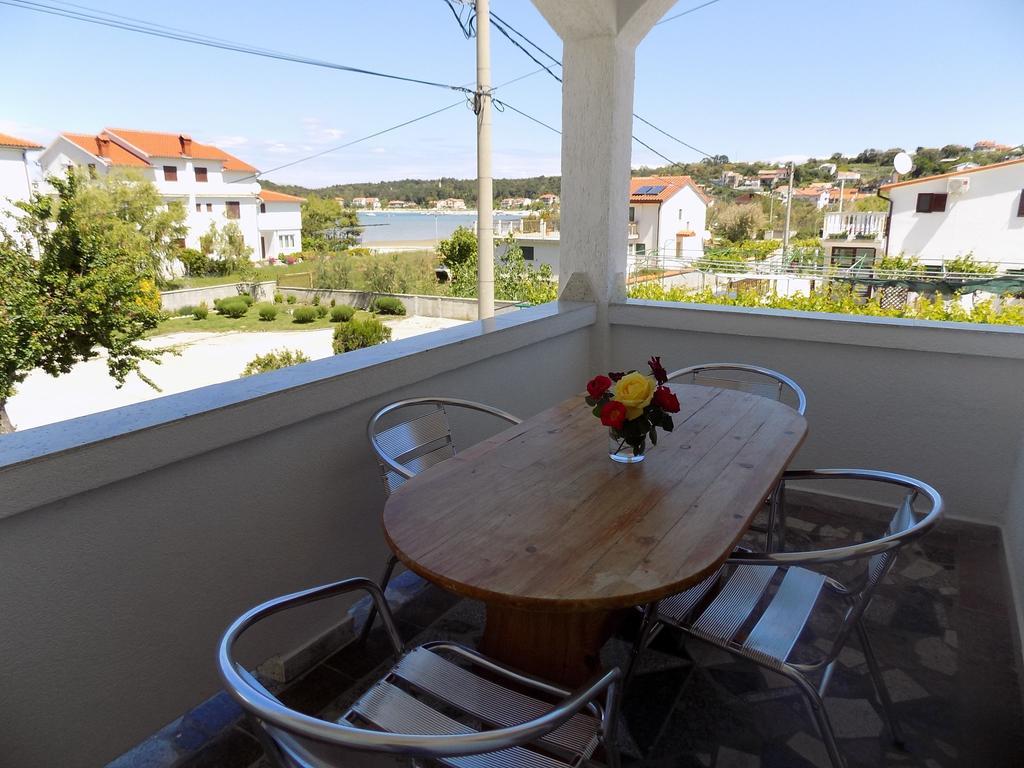 Apartment Lopar 15 Dış mekan fotoğraf